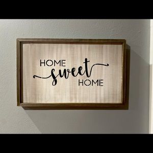 Handmade “Home sweet home” sign